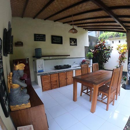 Honey Home Stay Canggu Exterior foto